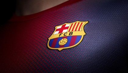 开云APP-当足球与赛车在巅峰交汇，勒沃库森与拉亚的极限赛道启示录