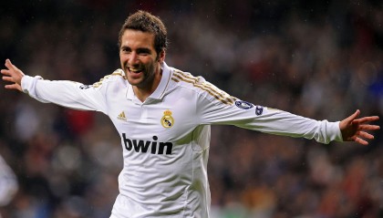 世界杯2026-福登节奏完全掌控，AC米兰强压尤文，当古典交响乐遇上重金属摇滚