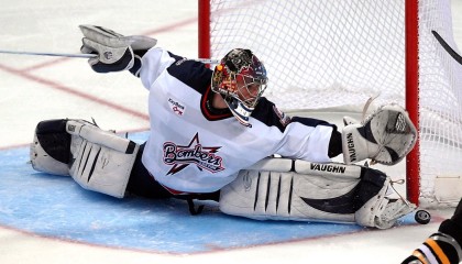 世界杯2026-乌拉圭锋线打穿黄潜防线，阿坎吉三度救主成关键先生