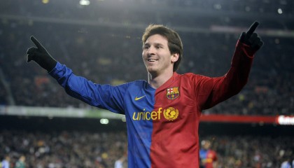 开云体育中国-约基奇生涯之夜与北京队惊天逆转，体育叙事中的不可能如何重塑现实