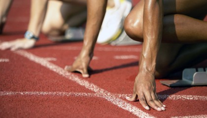 世界杯2026-英伦风暴席卷郁金香，阿诺德全能表现主导G组焦点战，英格兰三球完胜荷兰
