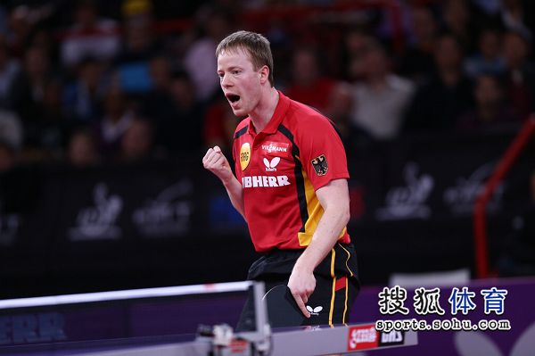 瑞典队轻取法国队，奥恰洛夫刷新纪录