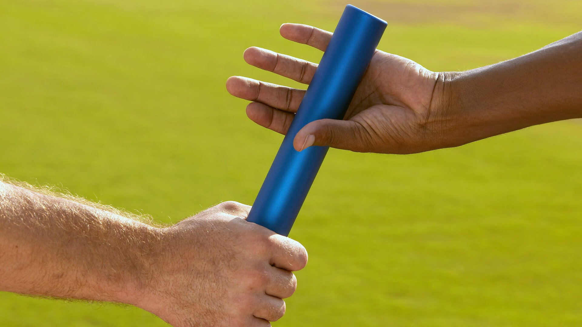 迪亚斯一球定乾坤，当荷兰郁金香在加纳草原上绽放