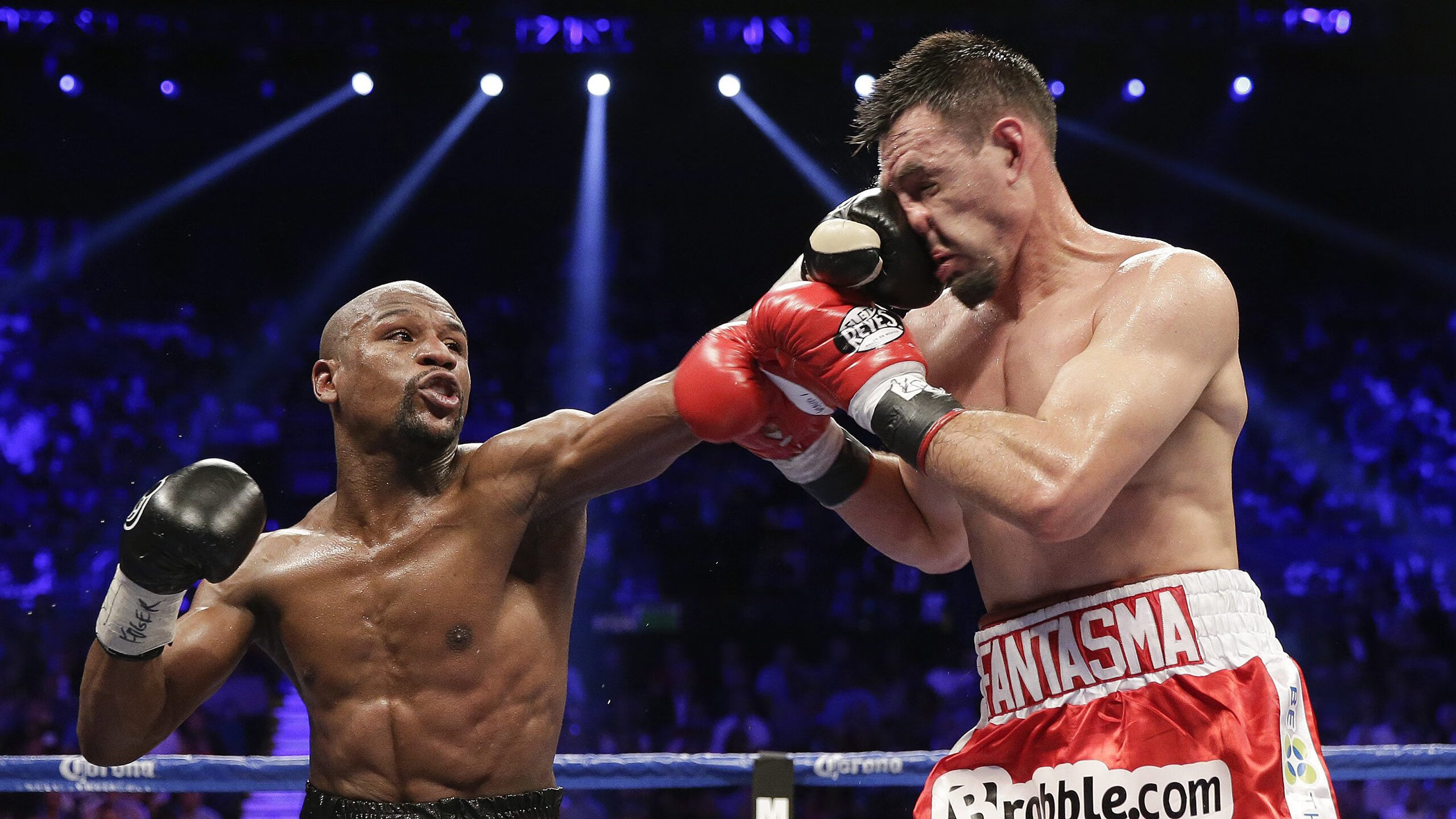 东决硝烟未散，欧洲杯惊雷，当德国战车碾碎高卢雄鸡，世界体育的冷门启示录