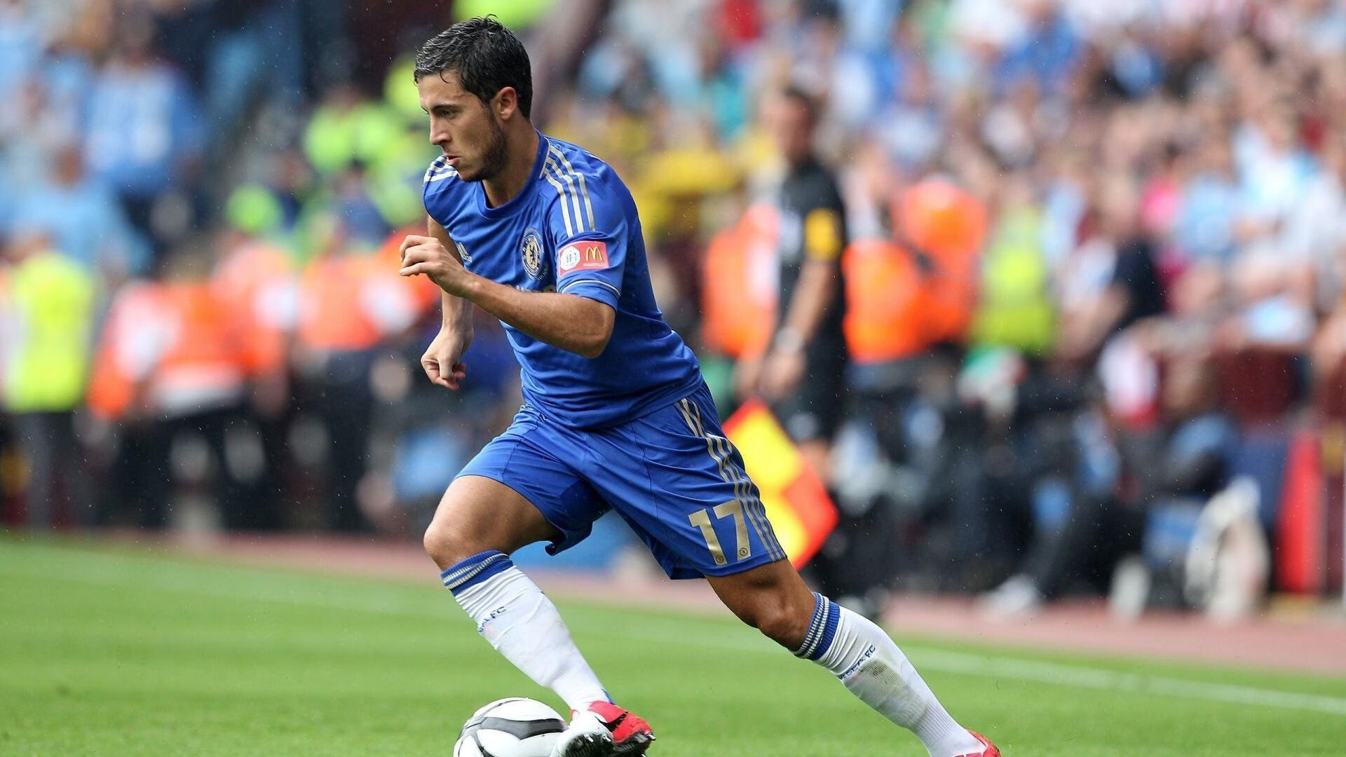 欧冠决赛焦点战，广厦队带走火箭，当东方铁壁撞上西方烈焰